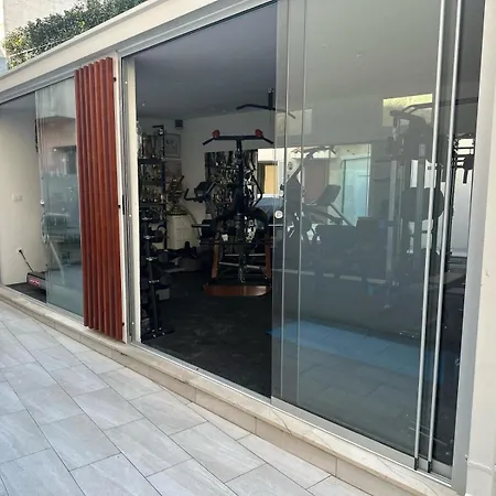 Luxury Lucy With Terace & Fittnes Centar ספליט